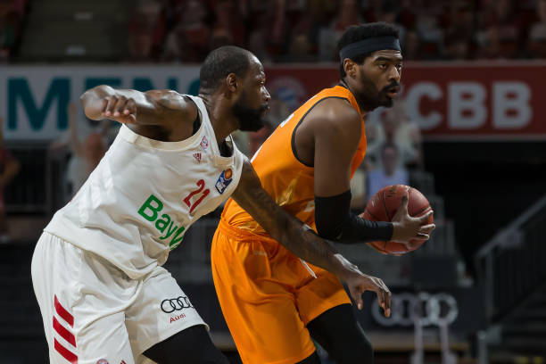 洲积累了庞 洲积累了庞