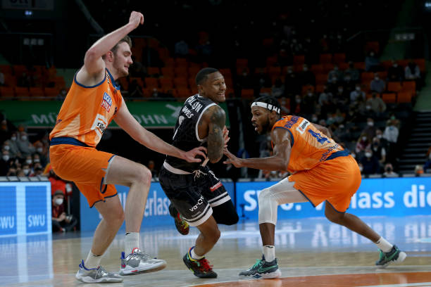 守端体现出 守端体现出